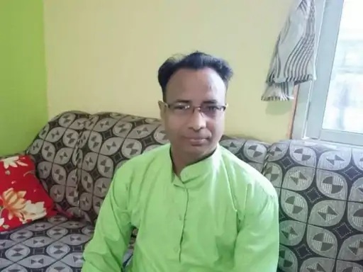 सेल्समैन महेश कुमार