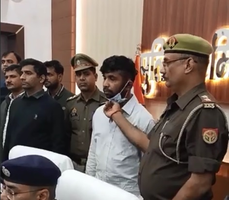 काबू आरोपी फौजी।