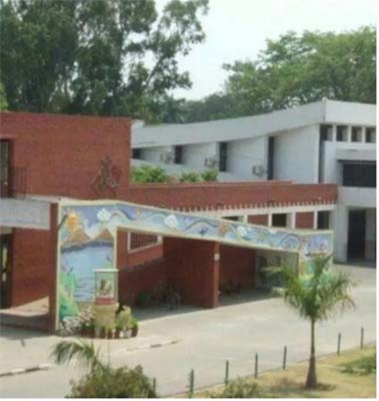 चंडीगढ़ः  सरकारी स्कूल में मीड-डे-मिल बनाते हुए हुआ धमाका, कई झुलसे