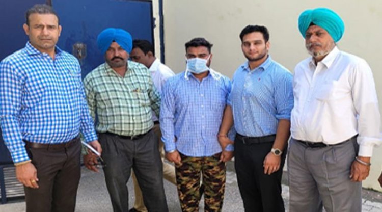 पंजाबः 5 हजार रुपये रिश्वत लेते हुए पटवारी गिरफ्तार