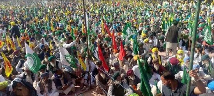 पंजाबः किसानों ने ADC को राज्यपाल के नाम सौंपा मांग पत्र