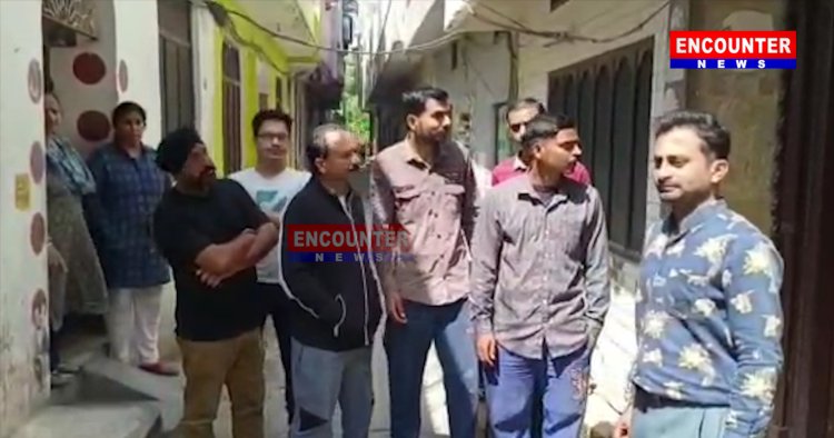 पंजाबः एक साथ 5 घरों से सामान लेकर फरार हुआ लुटेरा, देखें CCTV