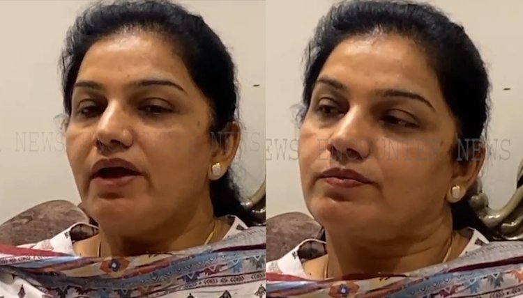 जालंधरः नवदीप के डिपोर्ट मामले में पत्नी ने मजीठिया पर किया पलटवार, देखें वीडियो
