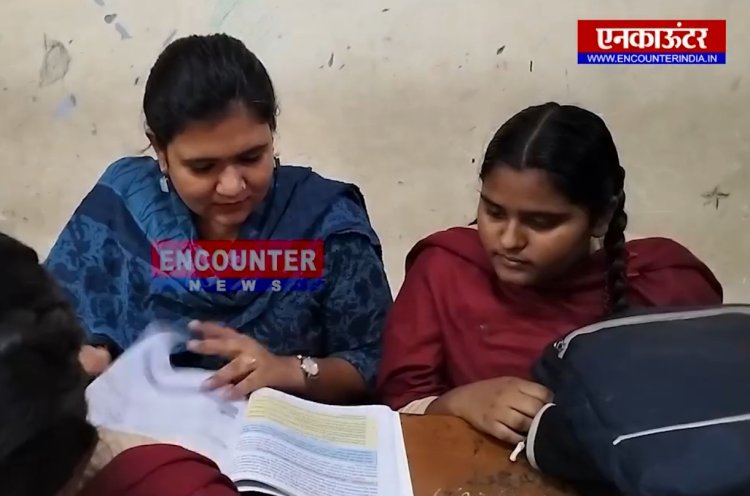 पंजाबः स्कूल में SDM की चेकिंग से मचा हड़कंप, देखें वीडियो