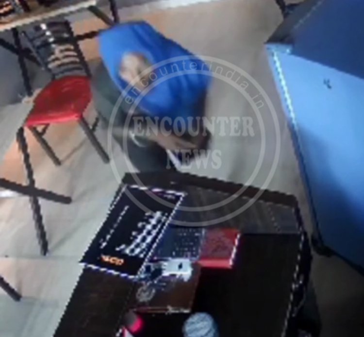 कपूरथलाः RCF में फूड शॉप में चोरी करने वाला चोर काबू, देखें वीडियो 