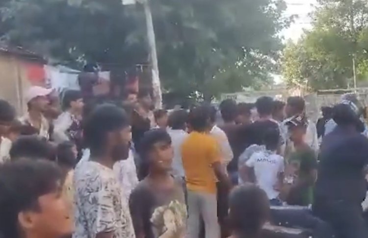 पंजाब : कबाड़ी की दुकान की आड़ में बेच रहा था गाय का मीट, देखें वीडियो