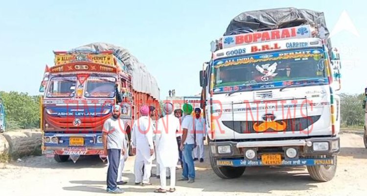 पंजाबः किसानों ने बासमती धान से भरे 5 ट्रक पकड़कर किए पुलिस के हवाले