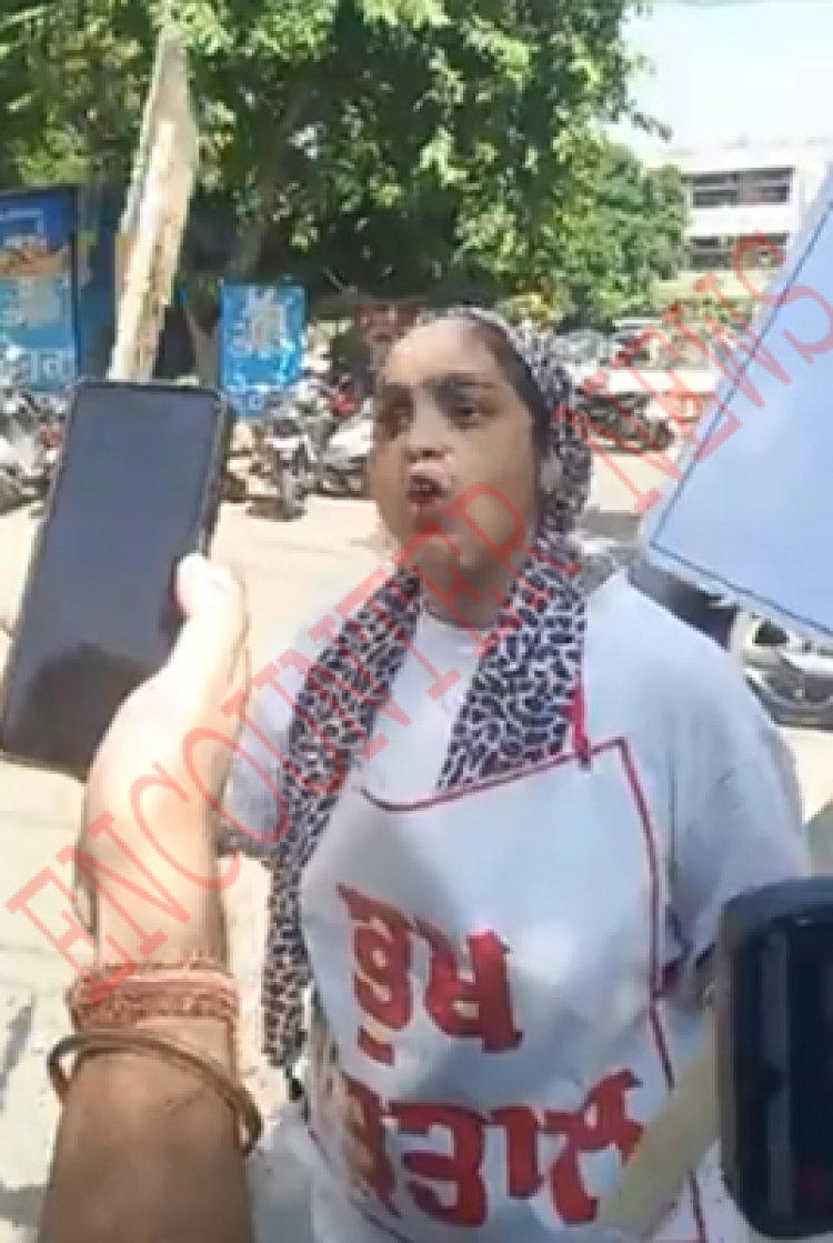 जालंधरः मशूहर कपल और अंकुर नरूला के खिलाफ DC दफ्तर के बाहर महिला ने किया प्रदर्शन, देखें Live