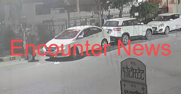 जालंधरः इस इलाके में घर के बाहर से गाड़ी लेकर चोर हुए फरार, देखें cctv
