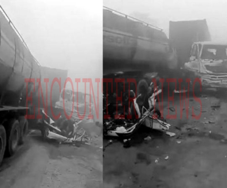 पंजाबः सुबह-सुबह भयानक सड़क हादसे में 6 की मौ'त, देखें वीडियो