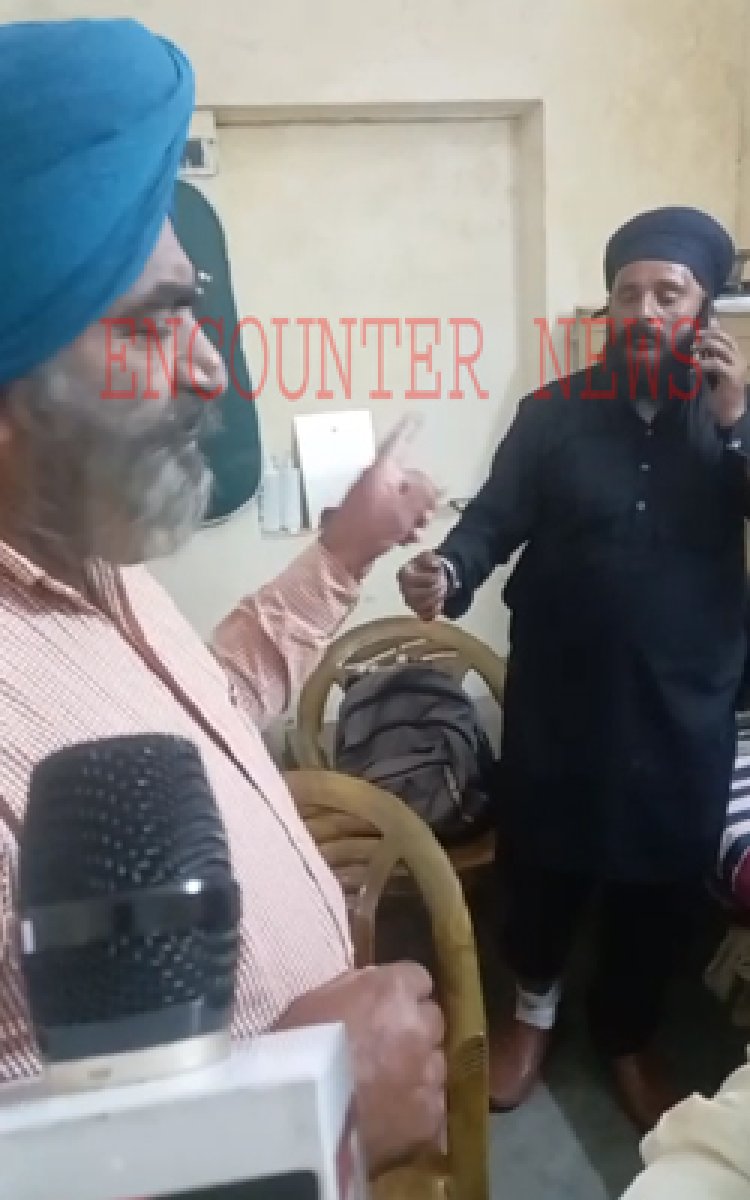जालंधरः सिविल अस्पताल में चोर को किया काबू, देखें Live