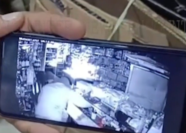 जालंधरः BMS दुकान को चोरों ने बनाया निशाना, देखें CCTV