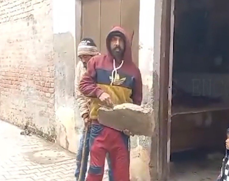 पंजाब : पुरानी रंजिश के कारण हुए झगड़े में पीड़िता ने लगाई इंसाफ की गुहार, देखें वीडियो