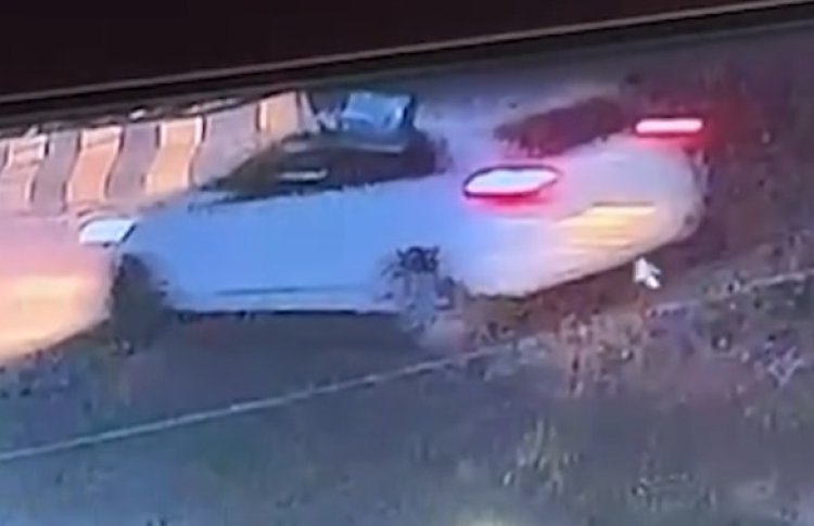 जालंधरः दुकान के बाहर से कार लेकर चोर फरार, देखें CCTV