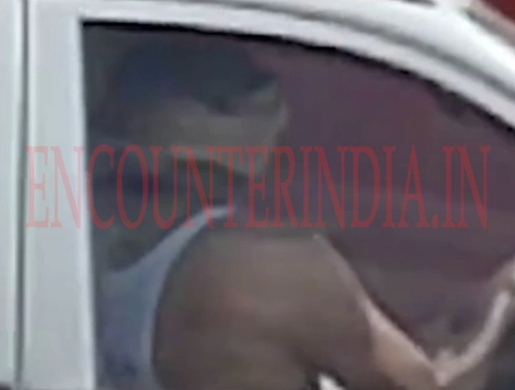 पंजाबः मूसेवाला कत्ल के दोषी दीपक ने पुलिस कर्मी पर किया हमला, देखें वीडियो