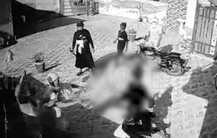 पंजाबः खून हुआ पानी ! निहंग सिंह का बाना पहने बेटे ने माता-पिता को बेरहमी से पीटा, देखें CCTV 