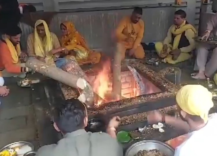 पंजाबः मां बगलामुखी मंदिर की ओर नेताओं ने किया रूख, देखें वीडियो