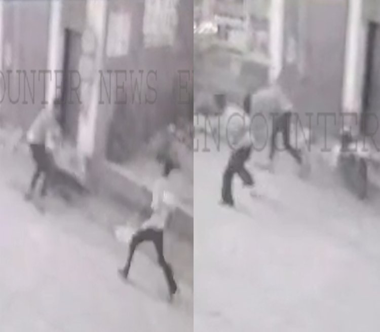 पंजाब: सरेराह युवक पर तेजधार हथियारों से हमला, देखे CCTV