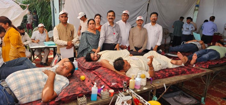 मढांवाला गौशाला में रक्तदान शिविर का आयोजन, 52 युवाओं ने रक्त देकर कमाया पुण्य