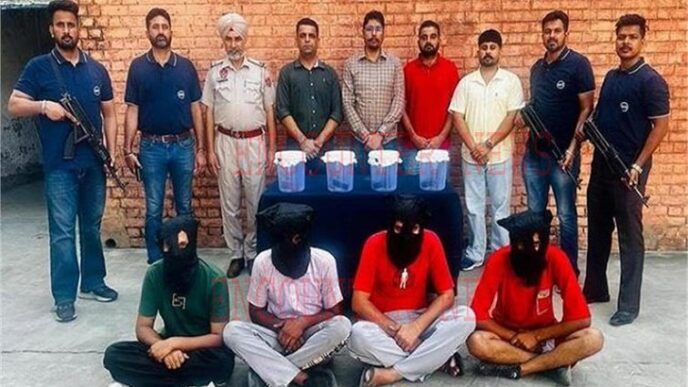 Punjab News: बुर्ज गिरोह का किंगपिन साथियों सहित गिरफ्तार