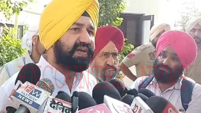 Punjab News: आप MLA ने शिअद नेता वल्टोहा की Kangana Ranaut से की तुलना