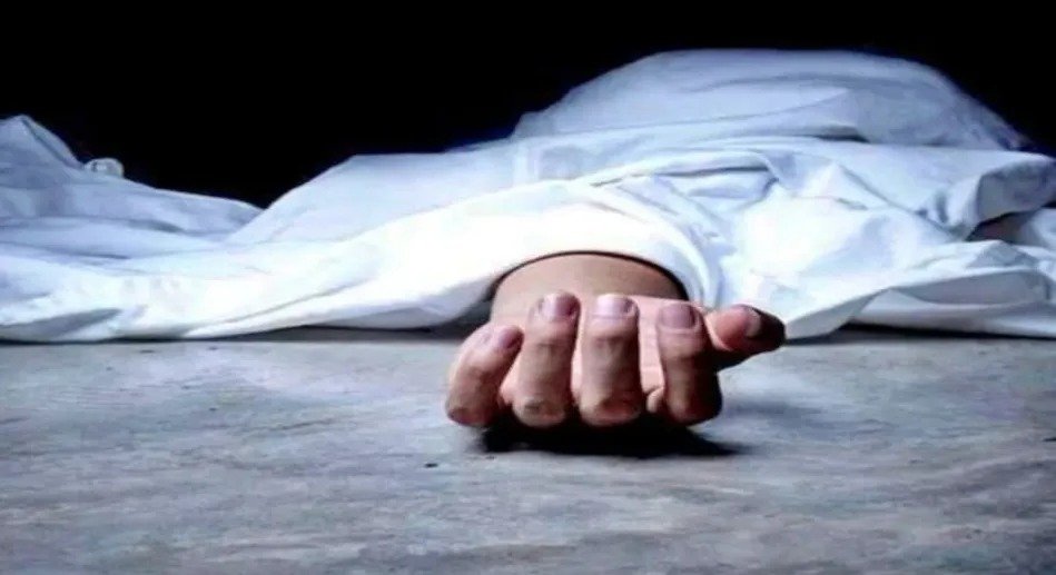 घर की सफाई करते युवक को लगा करंट, मौत