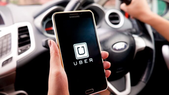 Uber ने शुरू की नई Service, बच्चे भी बुक करवा पाएंगे Cab