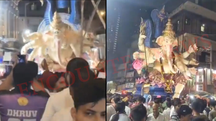 मुंबई के भुलेश्वर इलाके में दर्दनाक हादसा, गणेश की प्रतिमा गिरने से 2 की मौत, 5 घायल, देखें वीडियो
