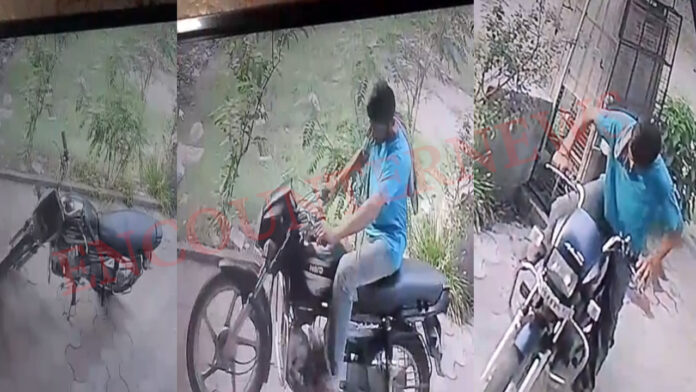 Jalandhar News: नहीं रूक रही वारदातें, दिन दहाड़े DAV Flyover के पास बाइक लेकर चोर फरार, देखें CCTV