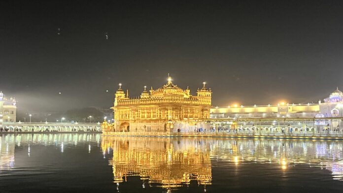 Delhi High Court ने SGPC के गुरबानी प्रसारण को लेकर सुनाया फैसला, टीवी चैनल पर प्रसारित होने से किया मना