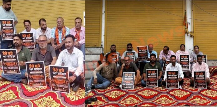 कांग्रेस के बाद BJP के टकसाली वर्कर पार्टी प्रधान से नाराज, देखें वीडियो