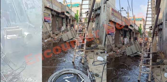 बड़ा हादसा, ट्रांसफार्म गिरने से 2 कर्मी घायल, देखें वीडियो