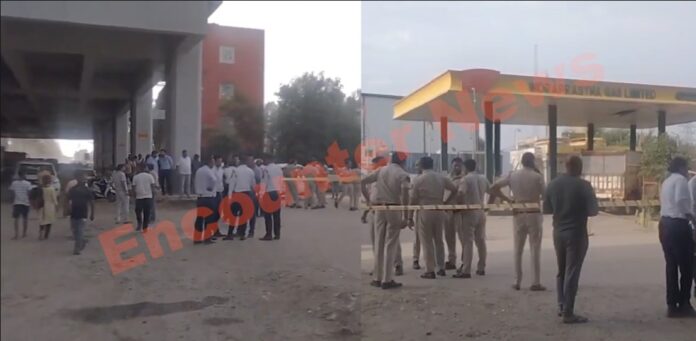CNG सिलेंडर में ब्लास्ट: 3 की मौत, कई घायल; मची अफरा-तफरी, देखें वीडियो