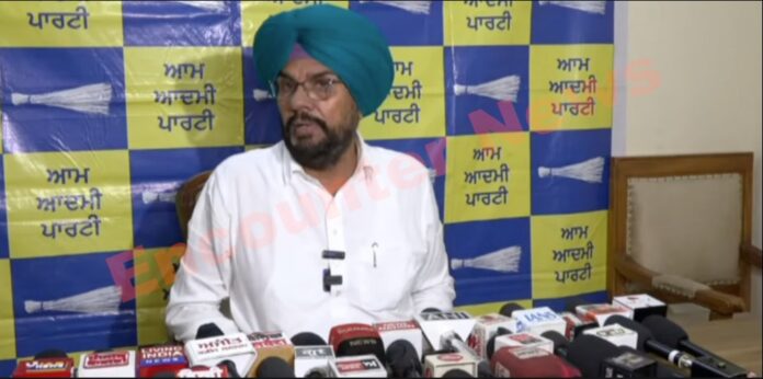 : विवादों में घिरे दीपेंद्र हुड्डा, धालीवाल ने कांग्रेस पर साधे निशाने, देखें वीडियो