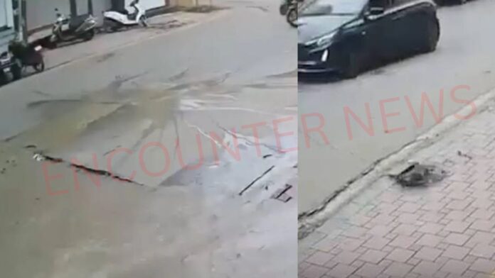 अचानक 40 करोड़ की लागत से बनी सड़क का धंसा हिस्सा, रूक गए वाहन, देखें CCTV