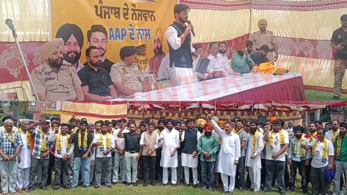Punjab News: विधायक मनजिंदर लालपुरा की अगुवाई में नौजवान आप पार्टी में हुए शामिल, देखें वीडियो