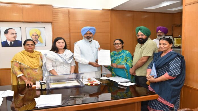 Harpal Cheema ने बिजली विभाग सहित विभिन्न कर्मचारी यूनियनों के साथ की बैठक