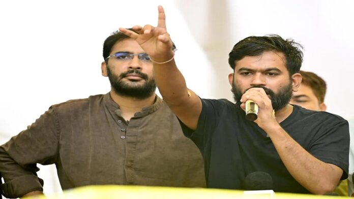 Cockroach Janta Party ने केंद्र सरकार पर लगाए आरोप, बोले - 'अपना वादा पूरा नहीं किया'