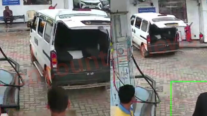 पेट्रोल पंप पर बेकाबू कार का कहर, चारपाई पर बैठे व्यक्ति की मौ/त