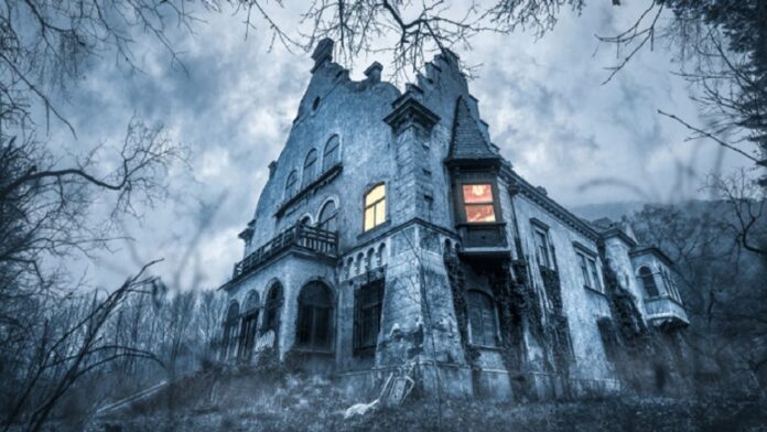 क्या आप भी हैं भूतिया जगहों पर घूमने के शौकीन तो भारत की ये 4 Haunted Places करें Visit