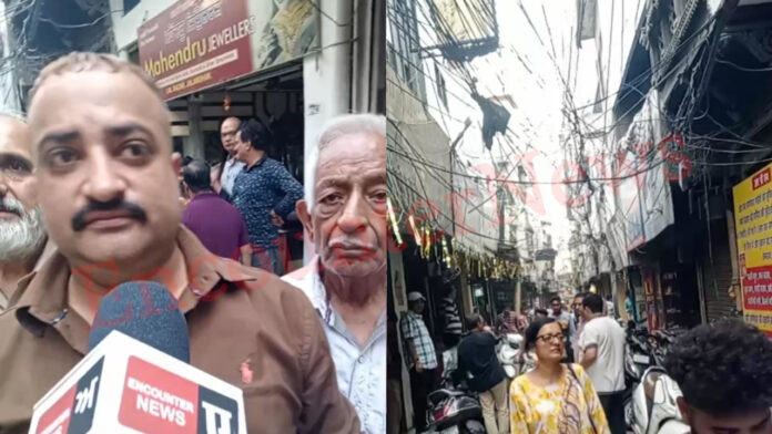 Jalandhar News: सराफा बाजार के व्यापारी Power Cut से हुए परेशान, दुकानें बंद करने को मजबूर, देखें Live
