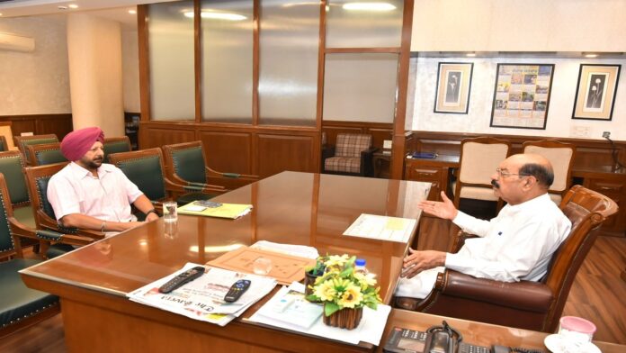 पंजाब सरकार पैस्को कर्मचारियों को 10 लाख रुपये का बीमा करवाएगी उपलब्ध: Mohinder Bhagat