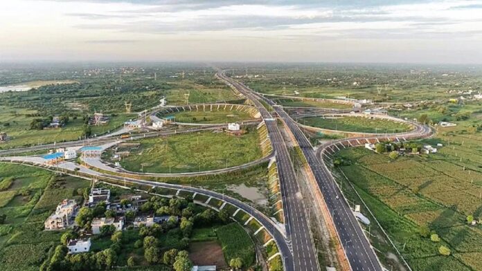 NHAI ने Digital Local पास सर्विस को किया Expand, अब ऐसे लोगों को नहीं देना पड़ेगा Toll