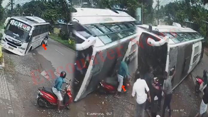 बारात लेकर जा रही बस पोल से टकराकर पलटी, बाल-बाल बचा स्कूटर सवार, देखें CCTV