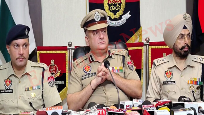 Punjab News: चार्ज संभालते ही एक्शन में CP Harmanbir Gill, तैयार की रणनीति, देखें वीडियो