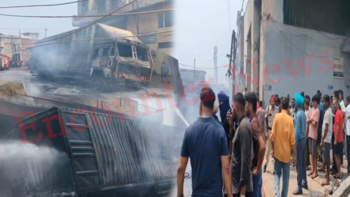 Punjab News: केमिकल से भरे ट्रक में आग लगने से लोगों के घरों में जले मीटर, देखें वीडियो