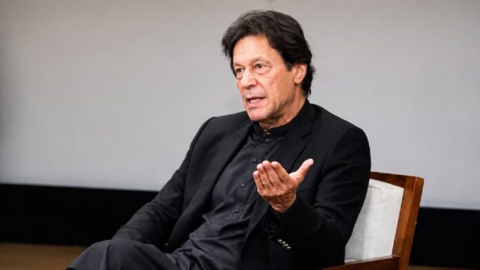 मेडिकल जांच के बाद फिर जेल भेजे गए पाकिस्तान के पूर्व पीएम Imran Khan, मंत्री अताउल्लाह ने की पुष्टि