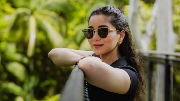 Sara Tendulkar की ग्लोइंग स्किन का राज है ये खास Smoothie, जानें रेसिपी