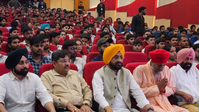 छह सदियों पहले श्री गुरु रविदास जी भेदभाव के खिलाफ बुलंद की थी आवाज: Tarunpreet Singh Sondh