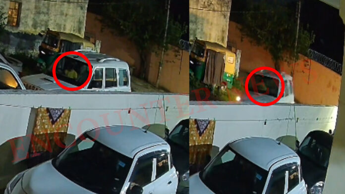 घर के बाहर खड़ी गाड़ी चोरी, देखें CCTV